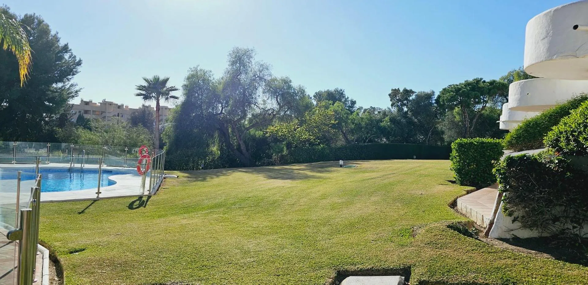 Lovely Two Bedroom Apartment Calahonda - 475 Meter From The Beach Sitio de Calahonda