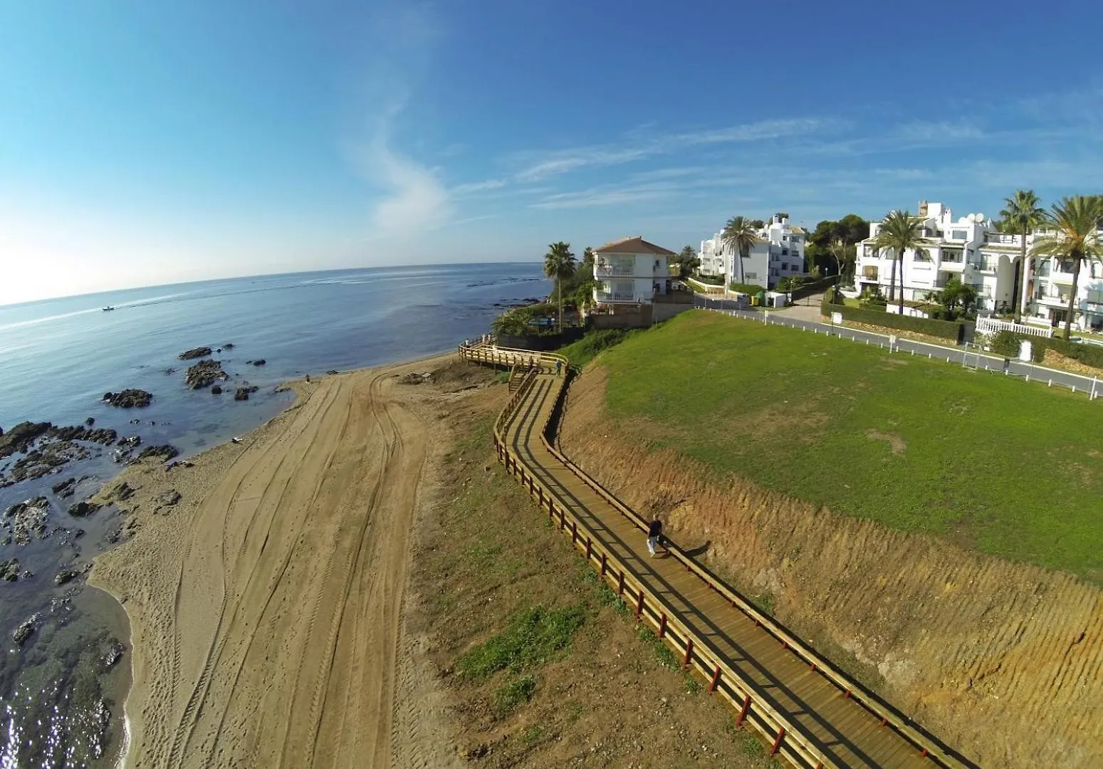 Lovely Two Bedroom Apartment Calahonda - 475 Meter From The Beach Sitio de Calahonda